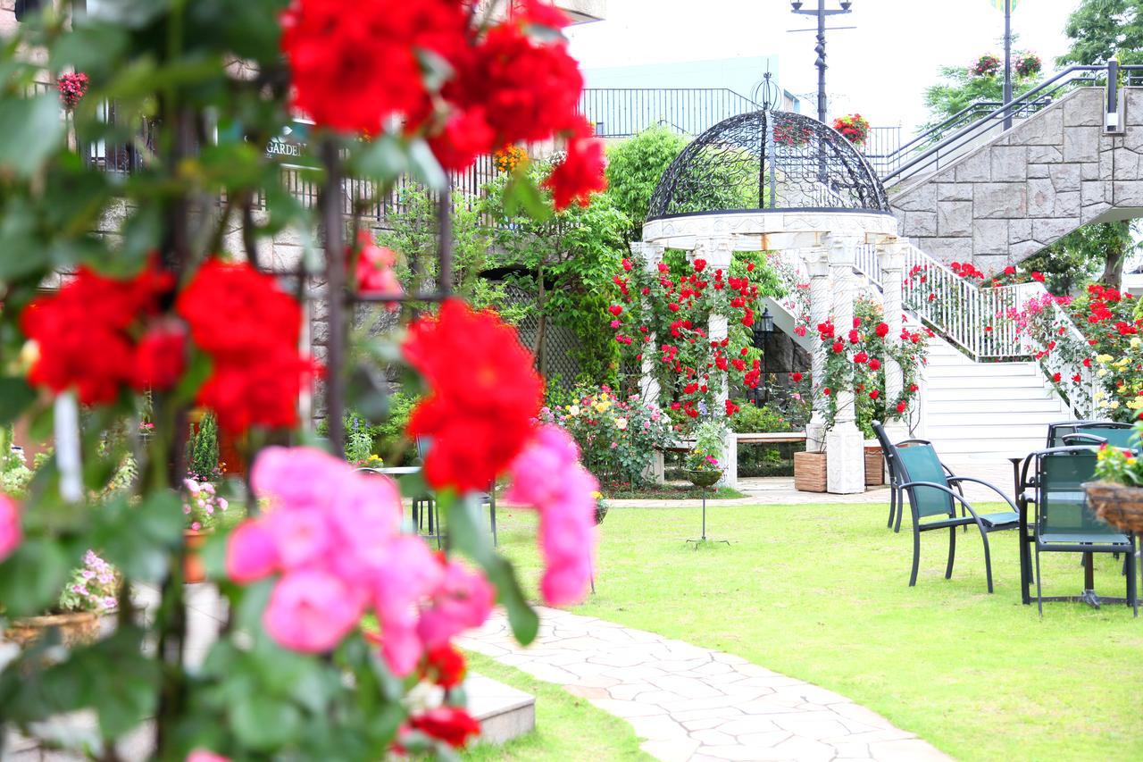 Hotel Sunlife Garden Hiratsuka Esterno foto
